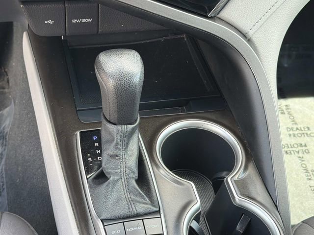 Used 2022 Toyota Camry LE FWD image 22