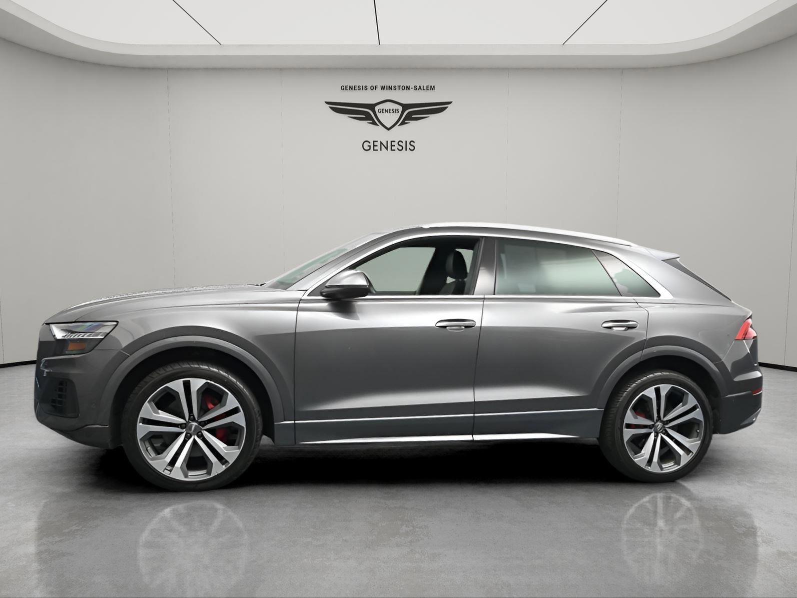 Used 2019 Audi Q8 Prestige w/ Luxury Package image 3