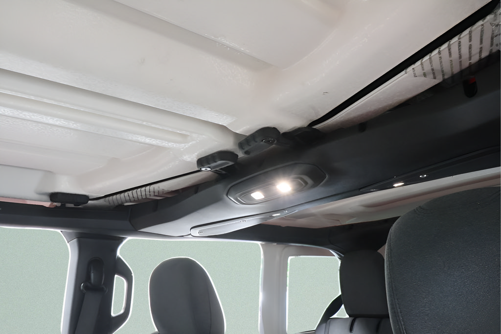 Used 2026 Jeep Wrangler Unlimited Rubicon AWD/4WD image 19