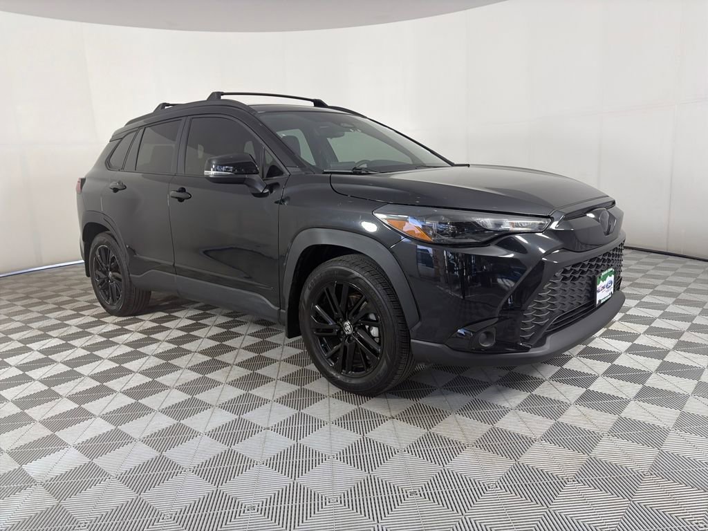 Used 2025 Toyota Corolla Cross AWD Hybrid image 1