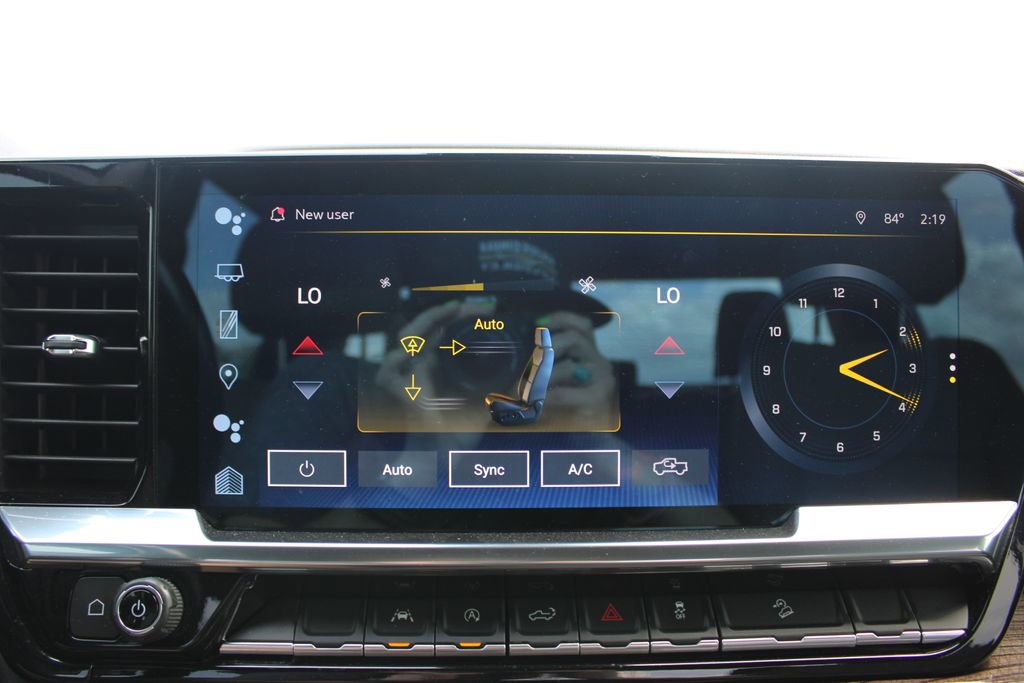 Used 2023 Chevrolet Silverado 1500 LT w/ Z71 Off-Road Package image 35