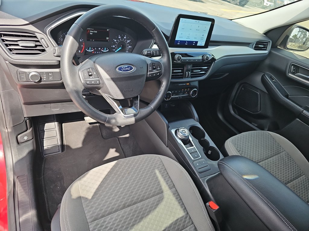 Used 2022 Ford Escape SE w/ Convenience Package FWD image 16