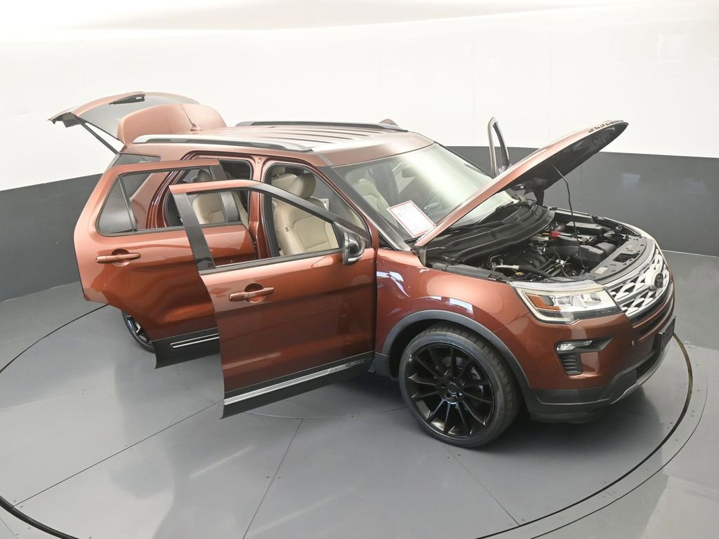 Used 2018 Ford Explorer XLT w/ Equipment Group 202A FWD image 68