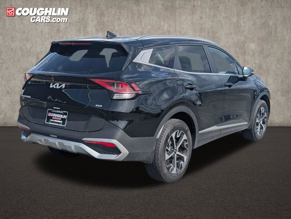 Used 2023 Kia Sportage EX AWD/4WD image 7
