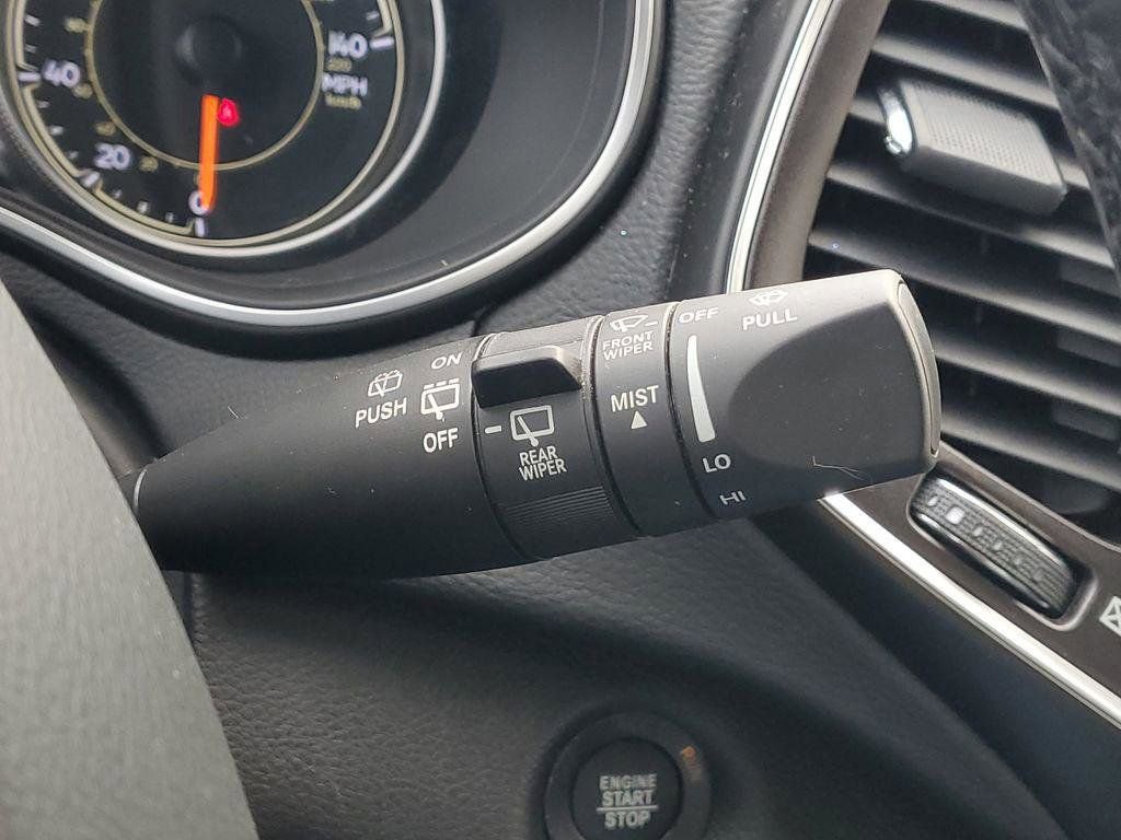 Used 2021 Jeep Cherokee Trailhawk w/ Comfort/Convenience Group image 13