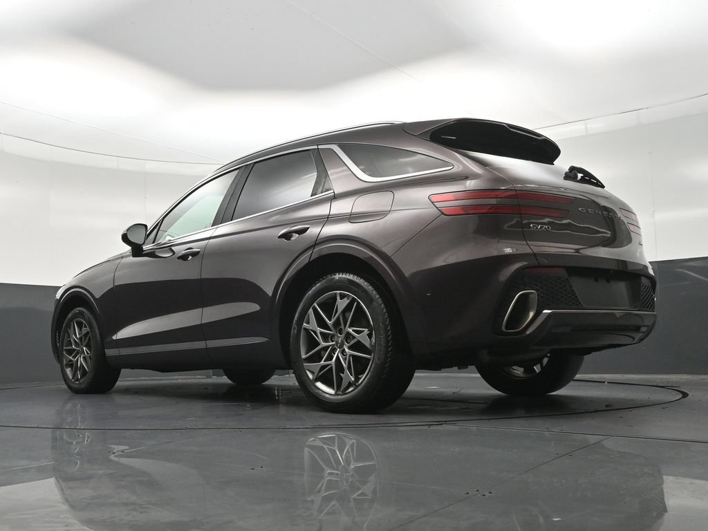 Used 2022 Genesis GV70 2.5T w/ Advanced Package AWD/4WD image 25