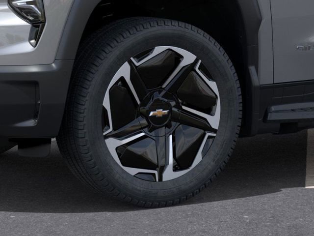 New 2026 Chevrolet Silverado EV LT image 9