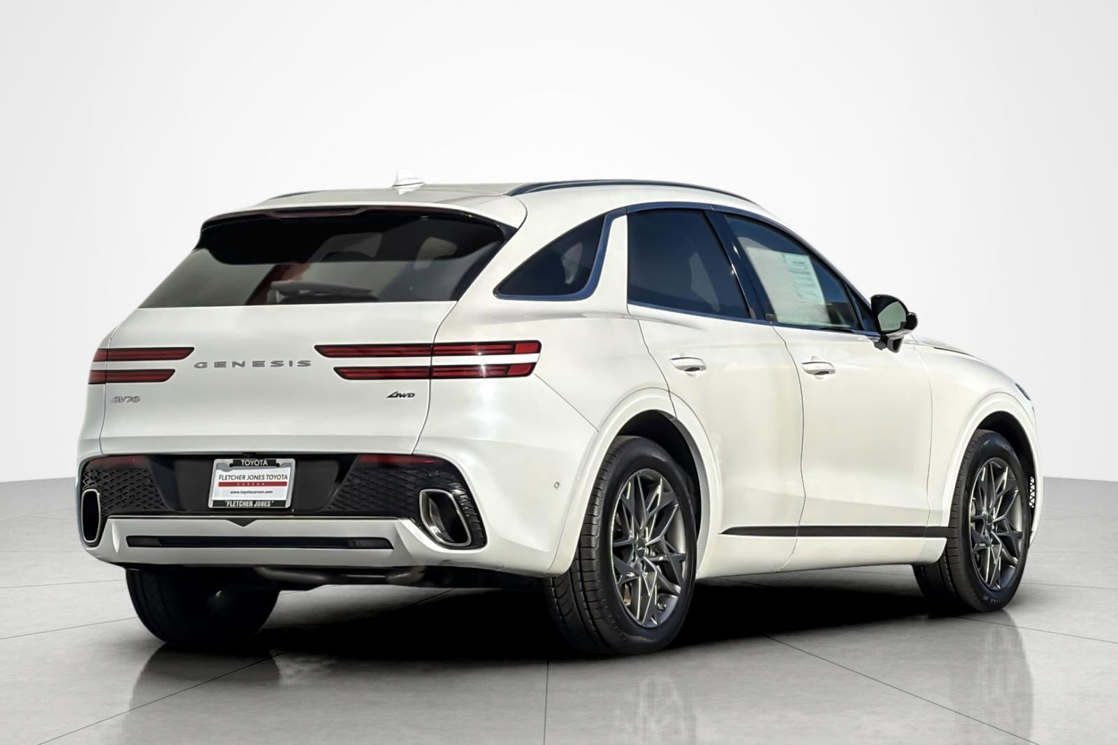 Used 2023 Genesis GV70 2.5T w/ Advanced Package image 5