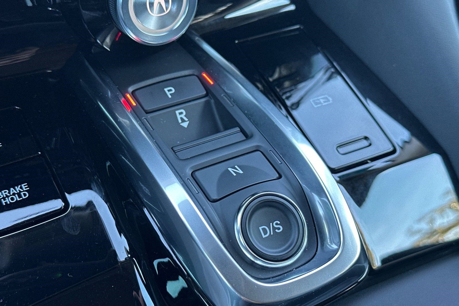 Used 2025 Acura MDX SH-AWD w/ Technology Package image 29