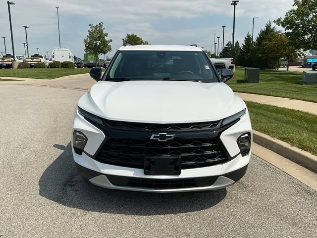 Used 2025 Chevrolet Blazer LT w/ Convenience Package AWD/4WD image 9