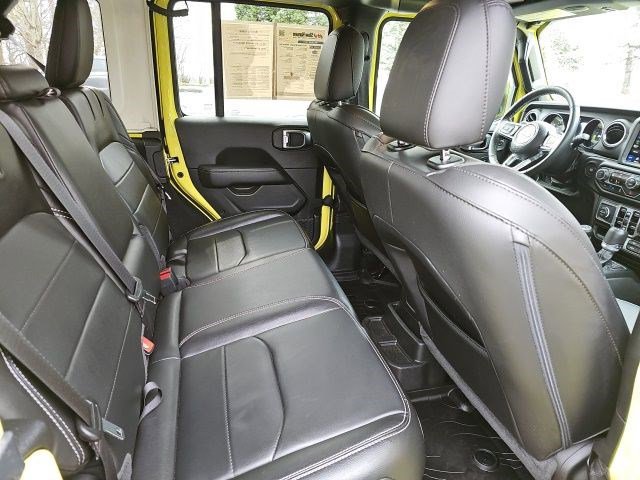 Used 2023 Jeep Wrangler Sahara w/ Cold Weather Group image 16