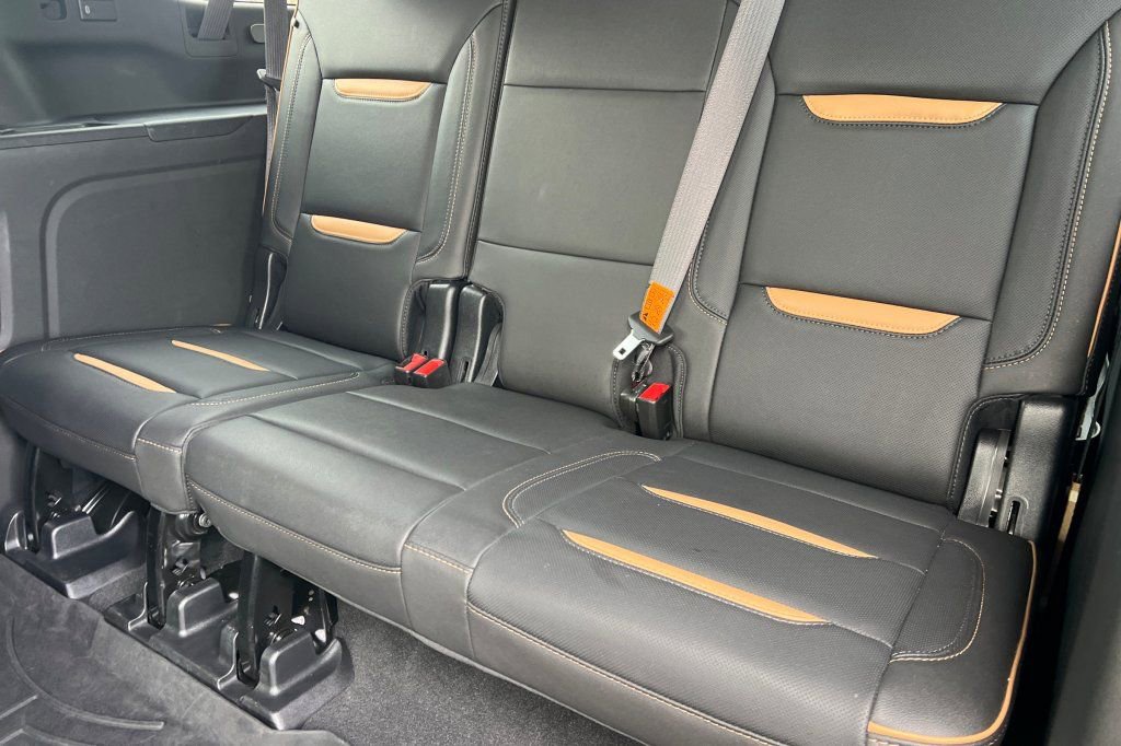 Certified 2022 GMC Yukon XL AT4 w/ Max Trailering Package image 12