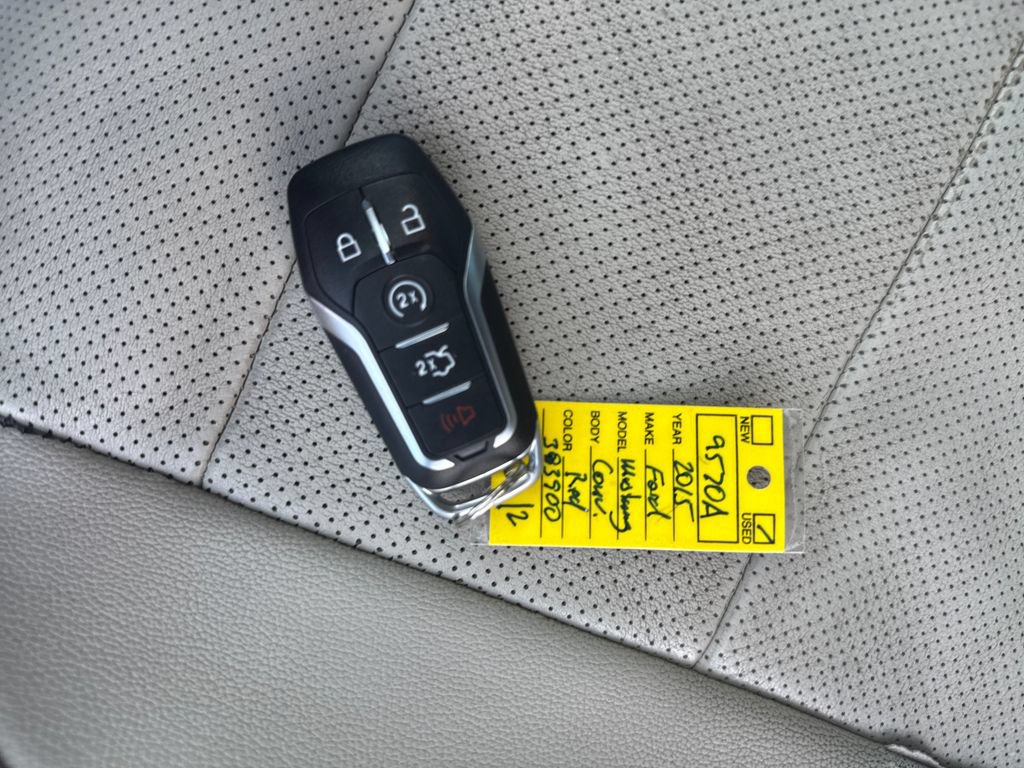 Used 2015 Ford Mustang Premium RWD image 27