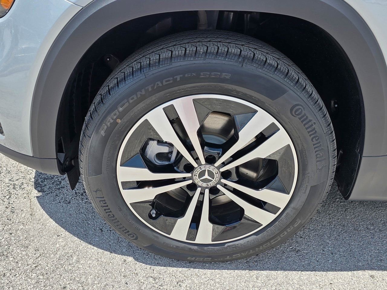 Used 2026 Mercedes-Benz GLB 250 4MATIC image 7