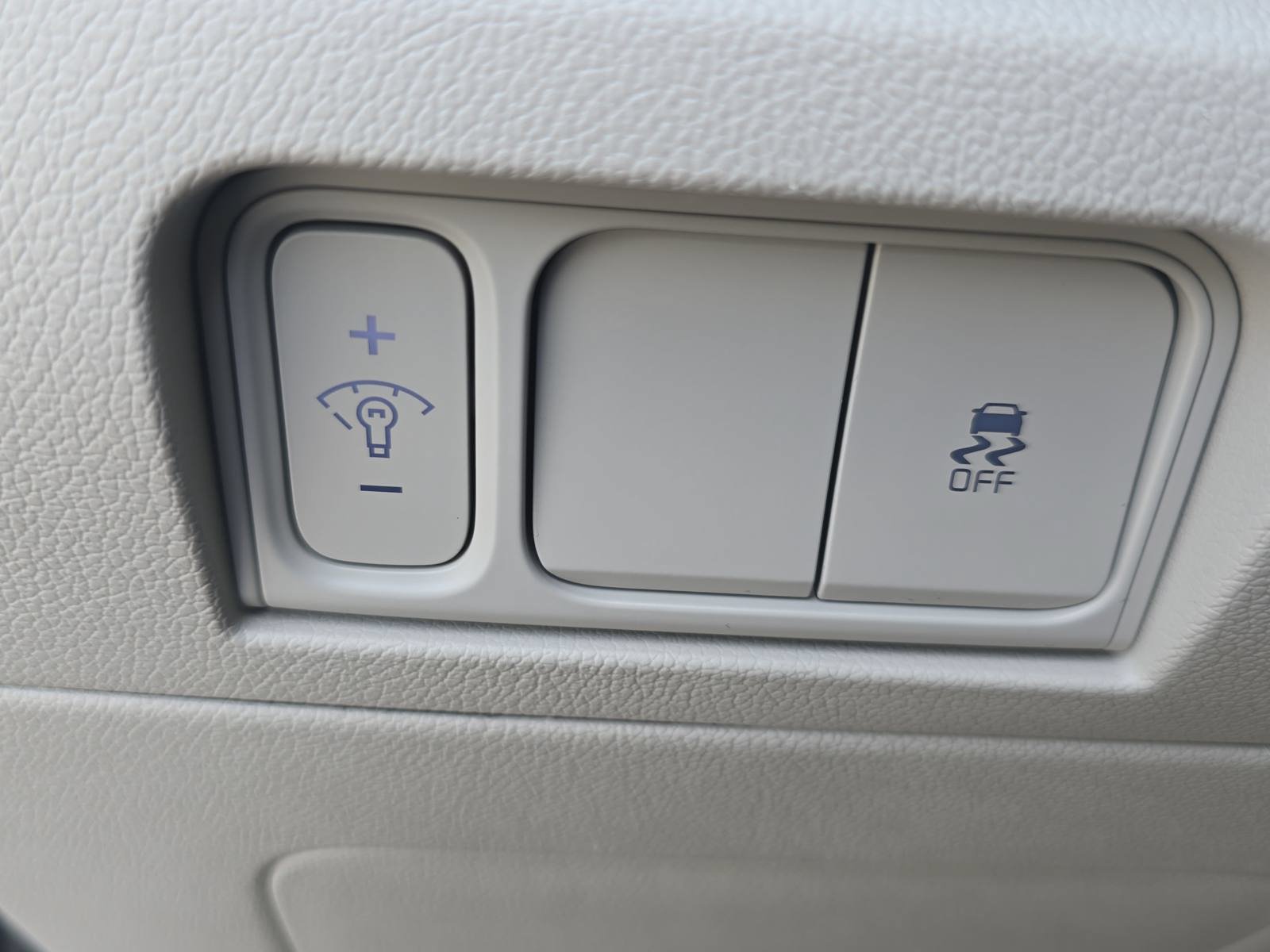 Used 2025 Kia Sorento S w/ Panoramic Sunroof Package FWD image 26