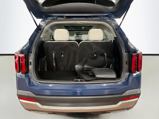 Certified 2024 Kia Sorento S w/ Panoramic Sunroof Package FWD image 27