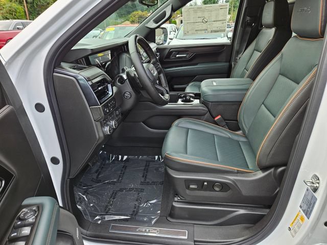 New 2026 GMC Yukon AT4 w/ AT4 Premium Plus Package AWD/4WD image 25