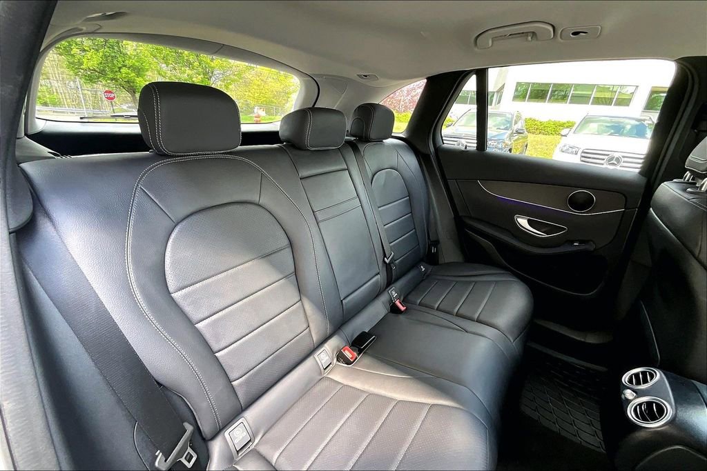 Certified 2022 Mercedes-Benz GLC 300 4MATIC image 29