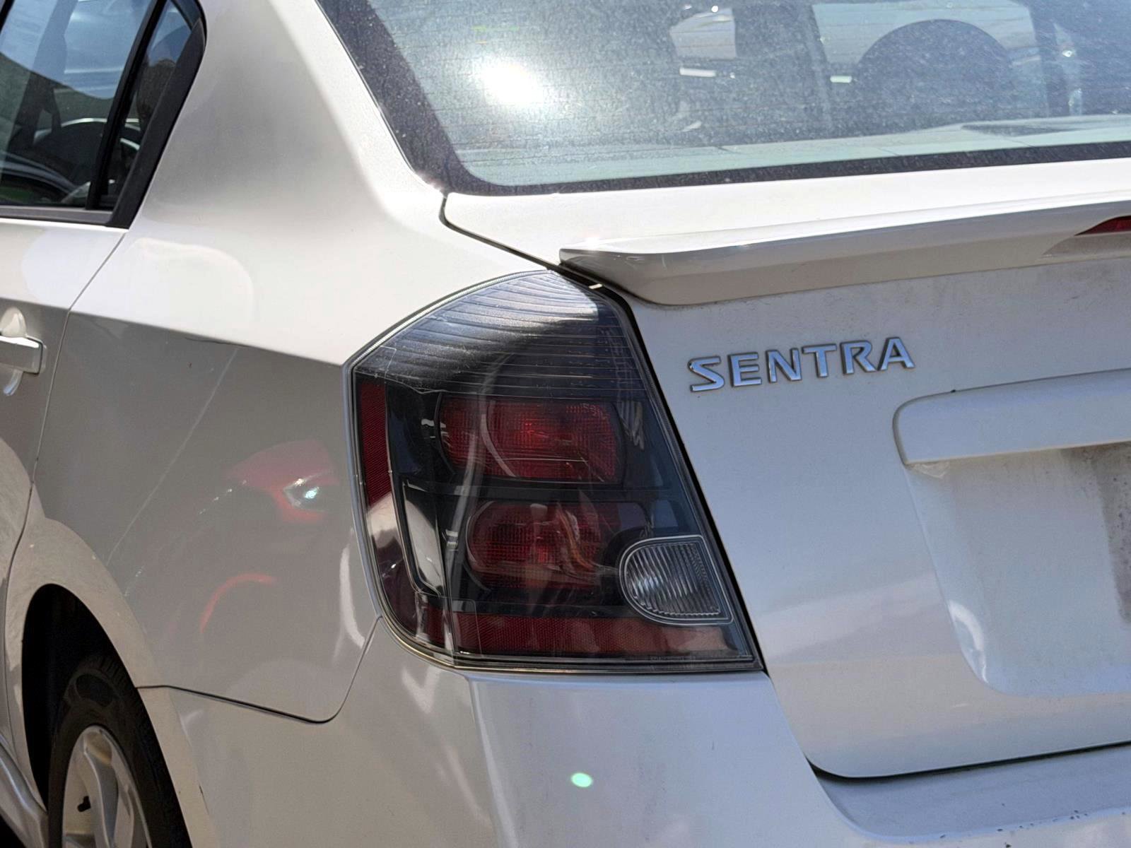 Used 2012 Nissan Sentra 2.0 SR FWD image 10