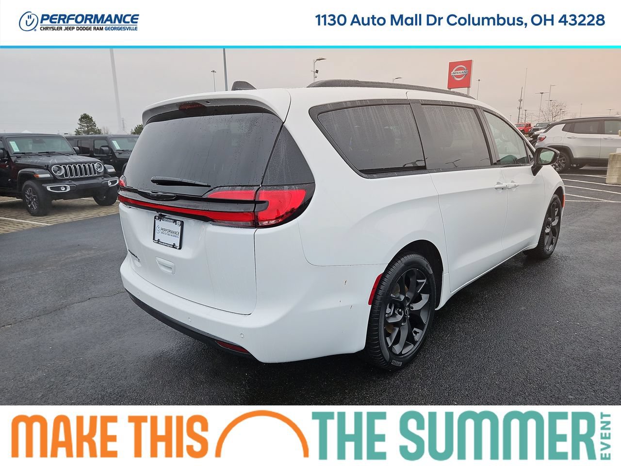 New 2026 Chrysler Pacifica Select w/ S Appearance Package FWD image 7