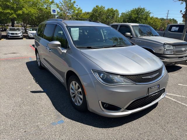 Used 2019 Chrysler Pacifica Touring-L image 22