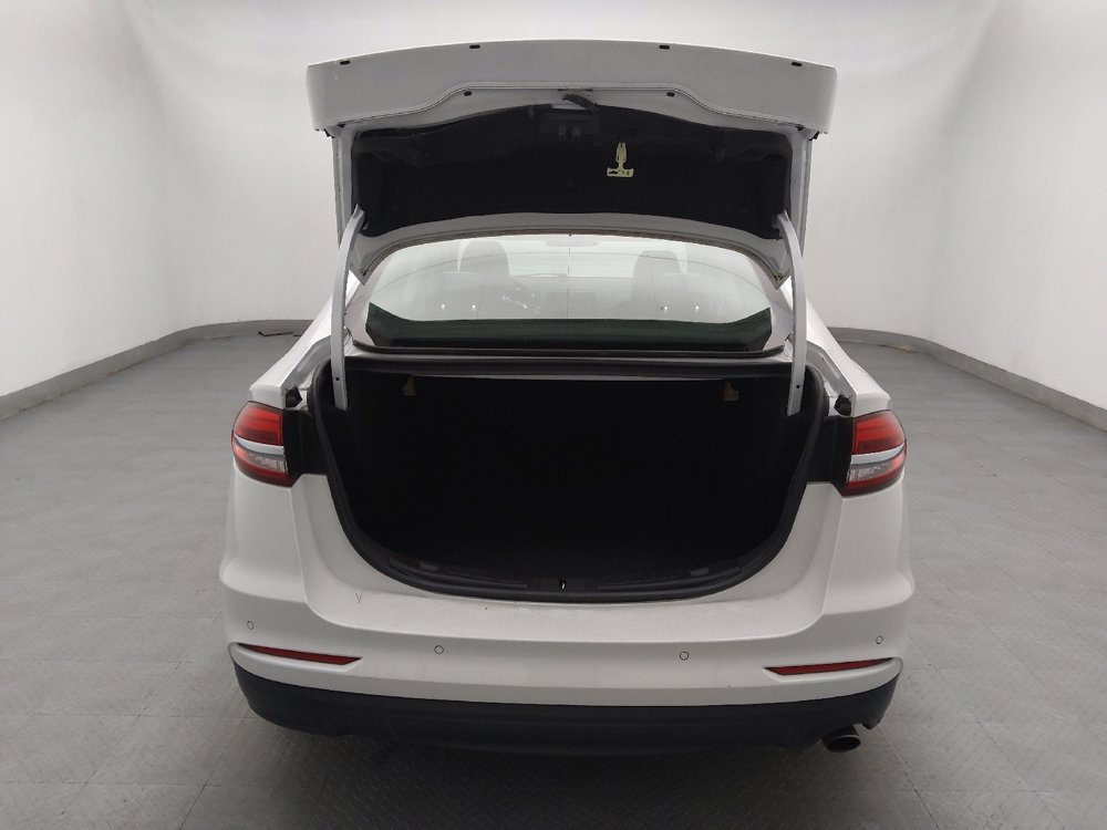 Used 2020 Ford Fusion SE w/ Equipment Group 151A image 29