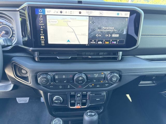 New 2026 Jeep Wrangler Unlimited Sahara AWD/4WD image 21
