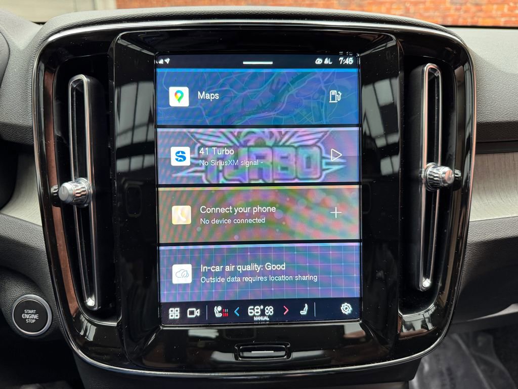 Used 2024 Volvo XC40 B5 Plus image 20