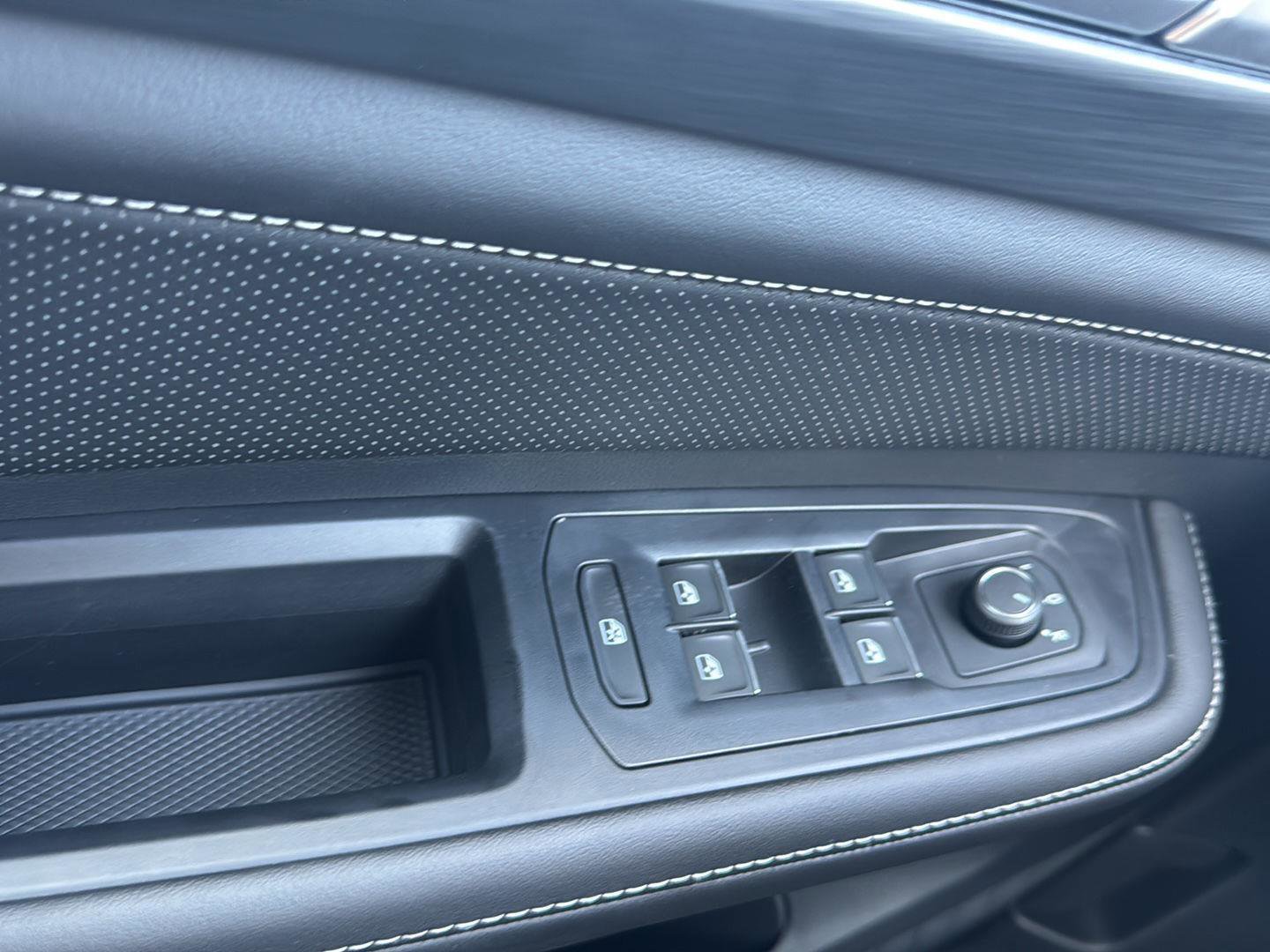 New 2026 Volkswagen Atlas Cross Sport SE image 22