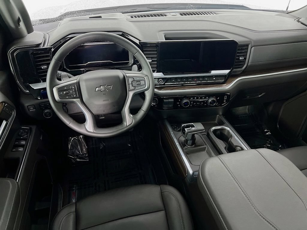 Certified 2025 Chevrolet Silverado 1500 RST w/ Convenience Package II AWD/4WD image 23