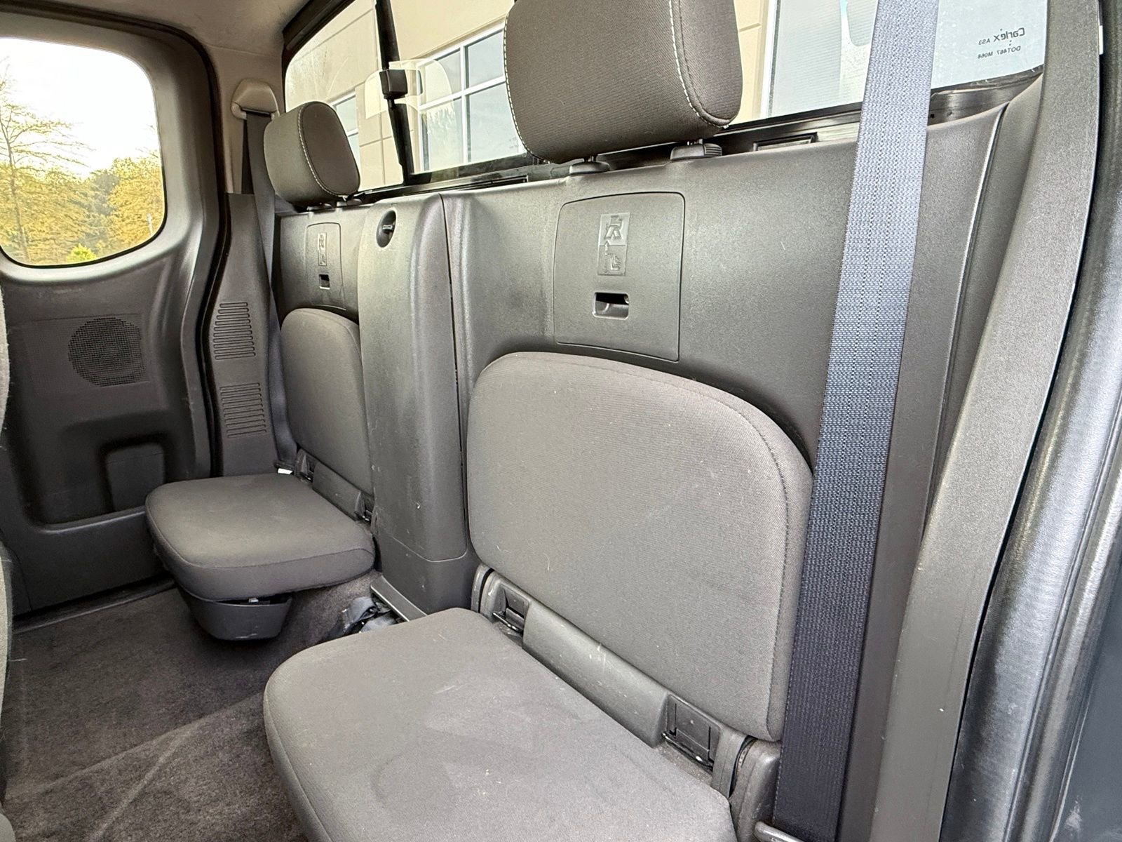 Used 2013 Nissan Frontier Desert Runner image 37