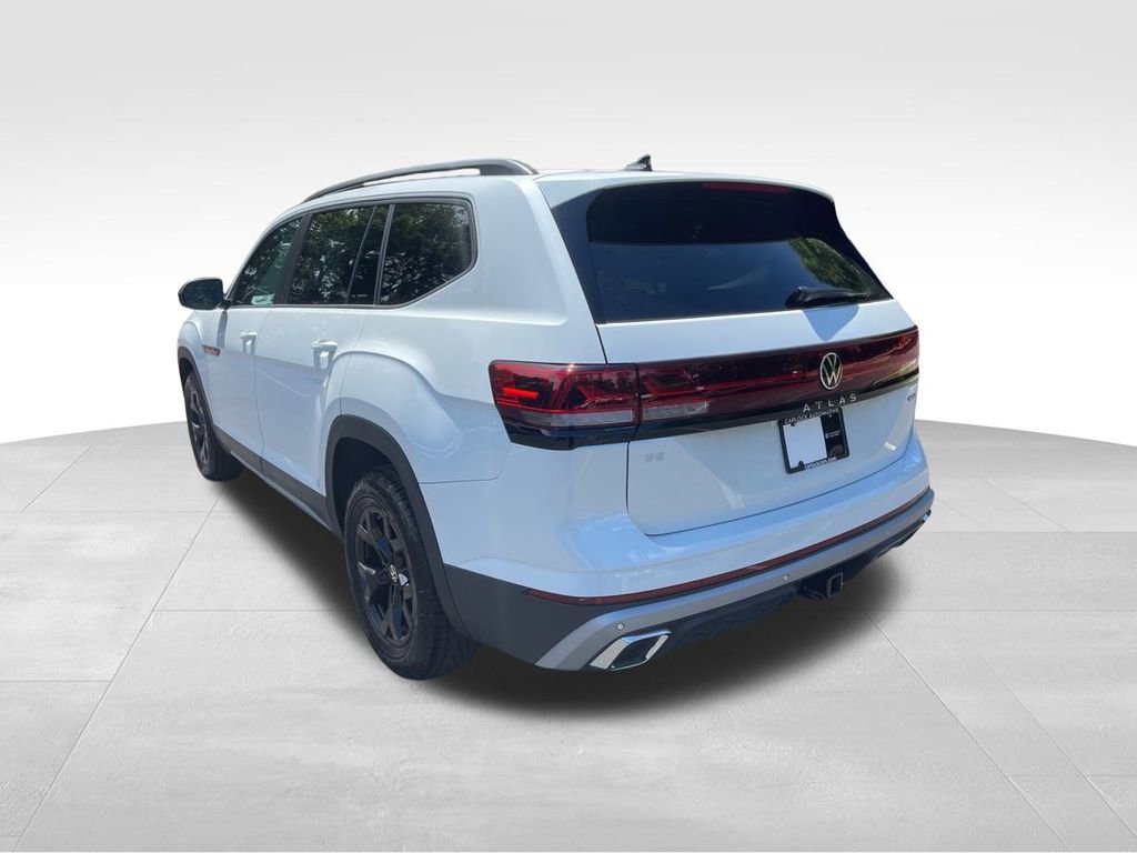 New 2026 Volkswagen Atlas Peak Edition image 5