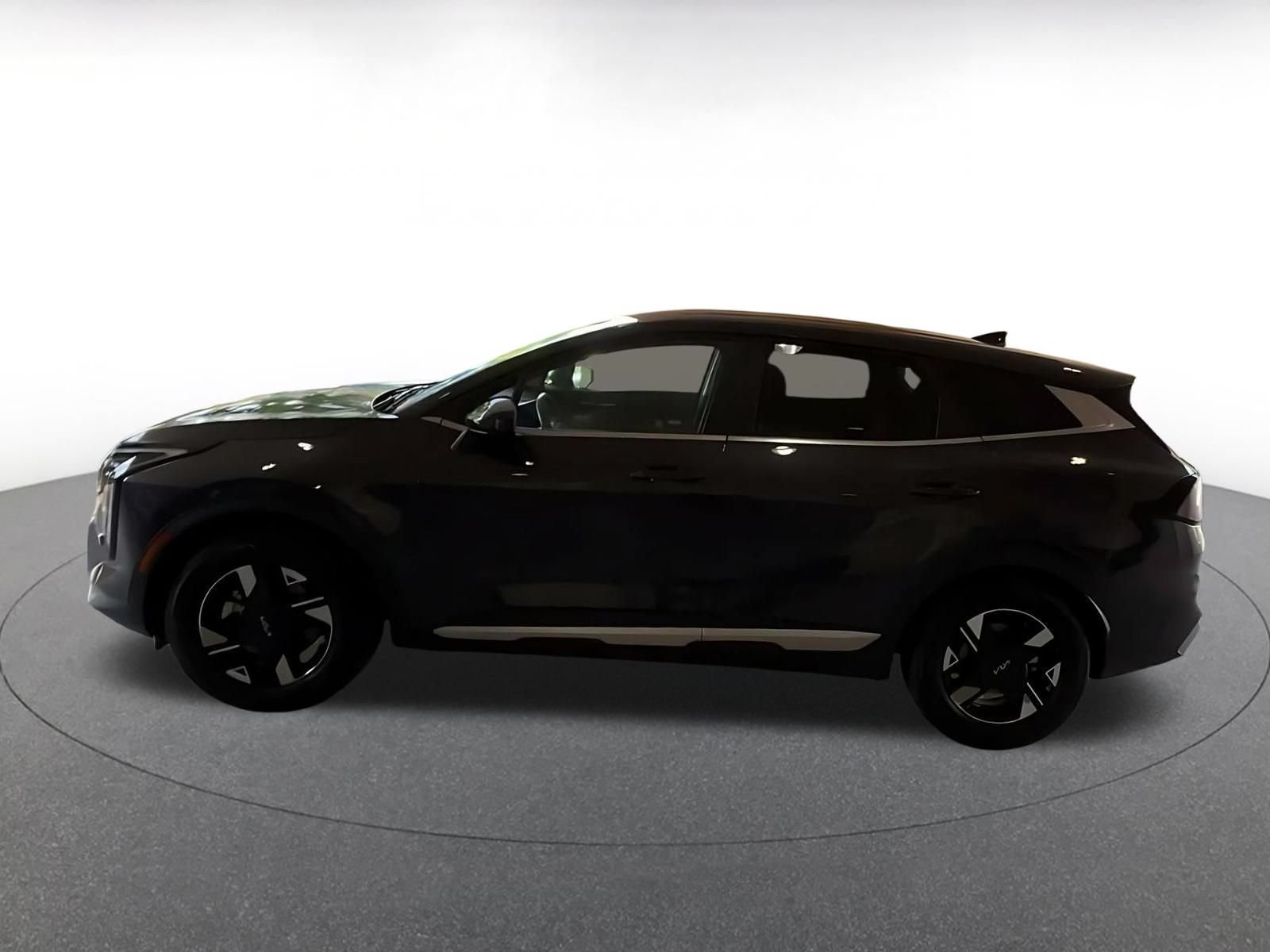 Used 2026 Kia Sportage LX FWD image 8
