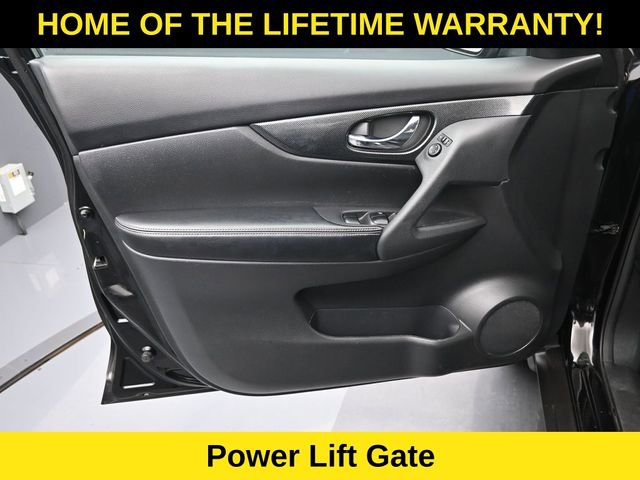 Used 2016 Nissan Rogue SL w/ SL Premium Package image 11