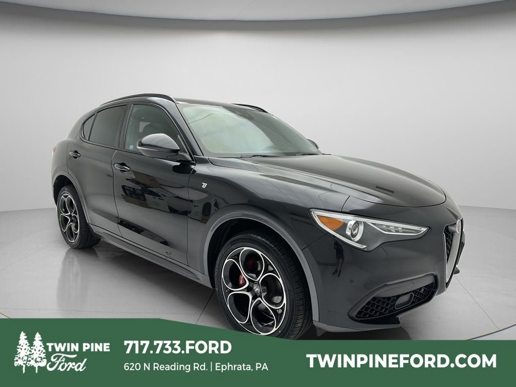 Used 2023 Alfa Romeo Stelvio Ti w/ Active Assist Plus Package AWD/4WD image 1