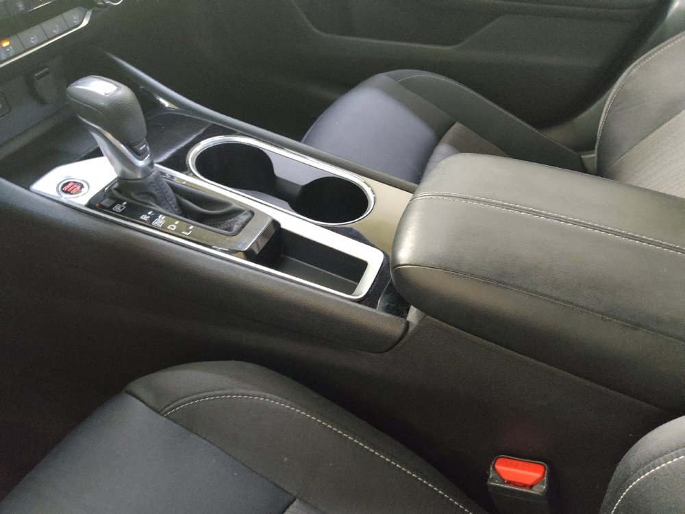 Used 2024 Nissan Altima 2.5 SV image 26