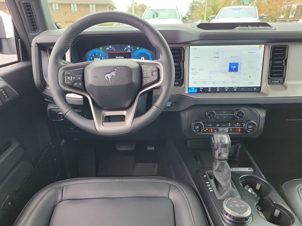 New 2025 Ford Bronco Outer Banks image 12