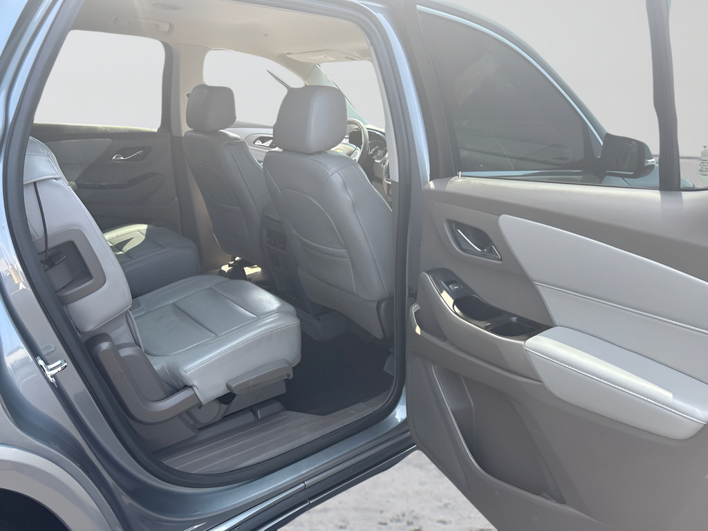 Used 2019 Chevrolet Traverse Premier AWD/4WD image 31