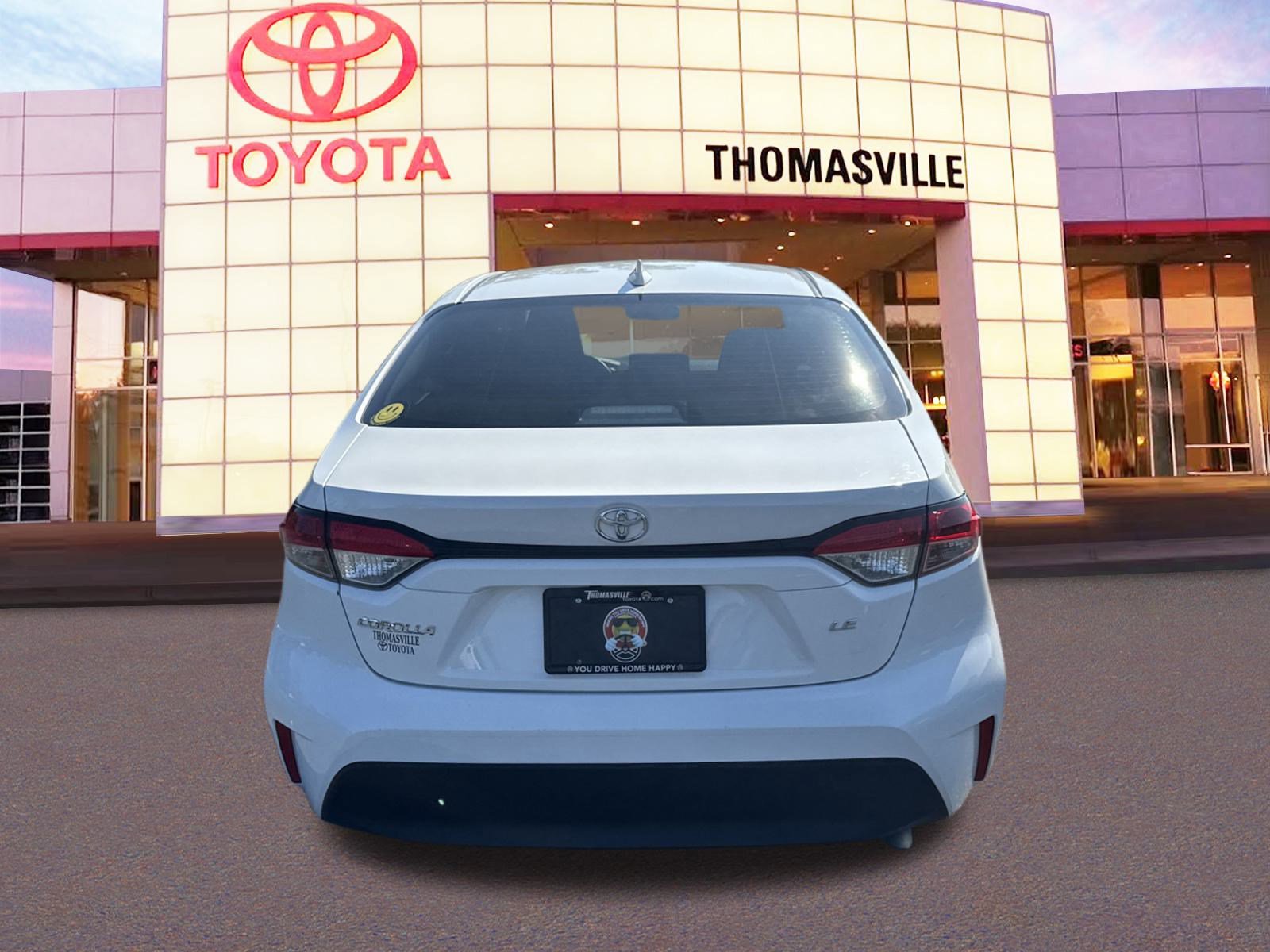 Used 2025 Toyota Corolla LE FWD image 6