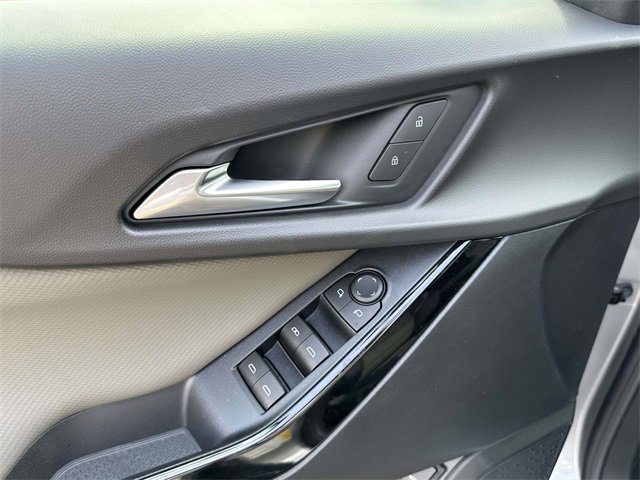 New 2026 Chevrolet Equinox LT w/ Convenience Package II image 16