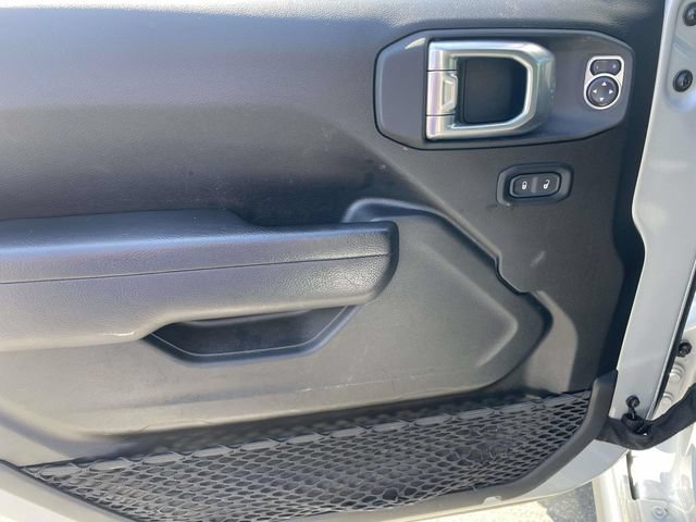 Used 2024 Jeep Wrangler Unlimited Sport AWD/4WD image 16