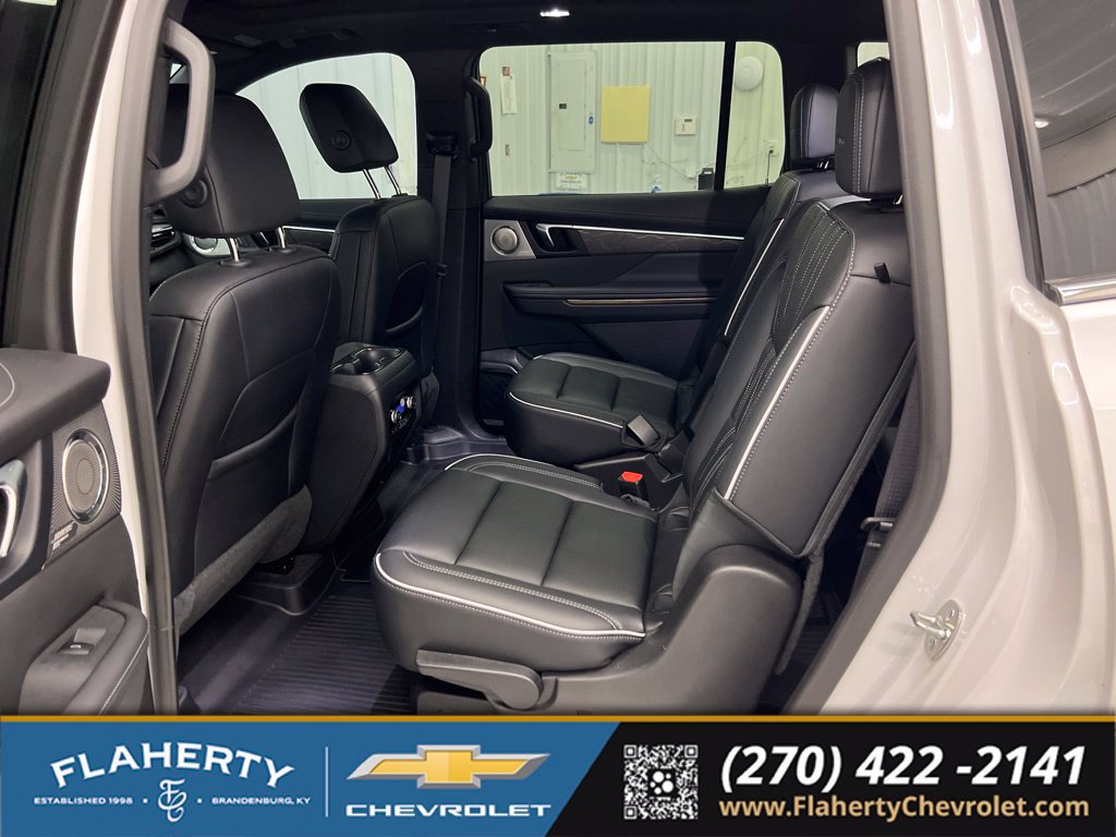 Used 2025 Buick Enclave Avenir w/ Super Cruise Package AWD/4WD image 11
