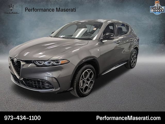 Used 2024 Alfa Romeo Tonale Ti AWD/4WD image 1