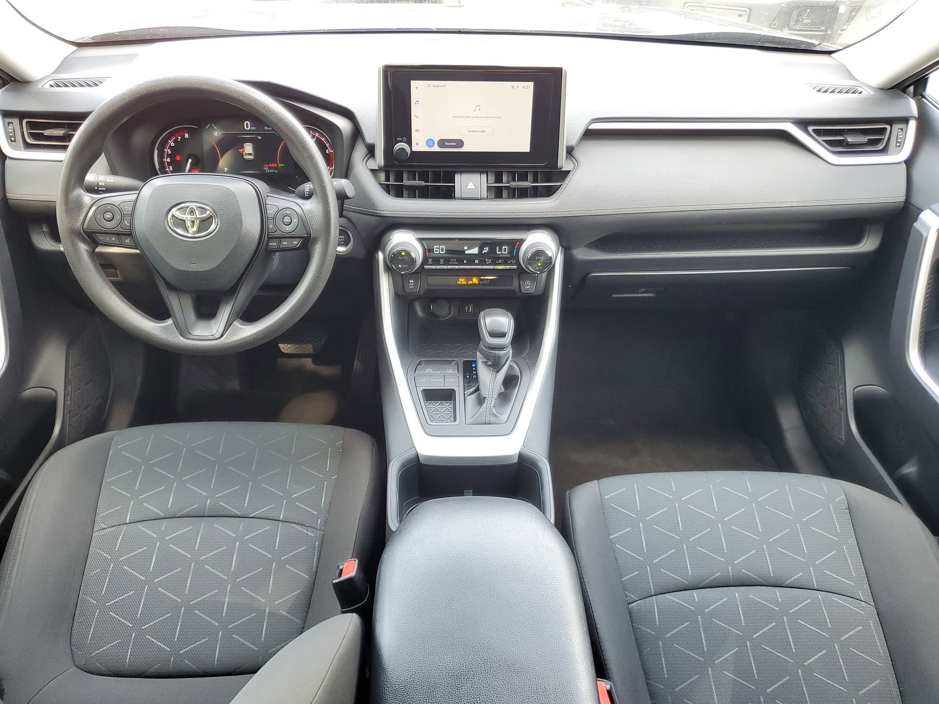 Used 2024 Toyota RAV4 XLE FWD image 14