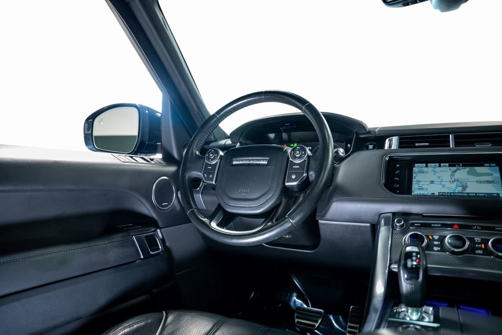 Used 2016 Land Rover Range Rover Sport SVR image 46