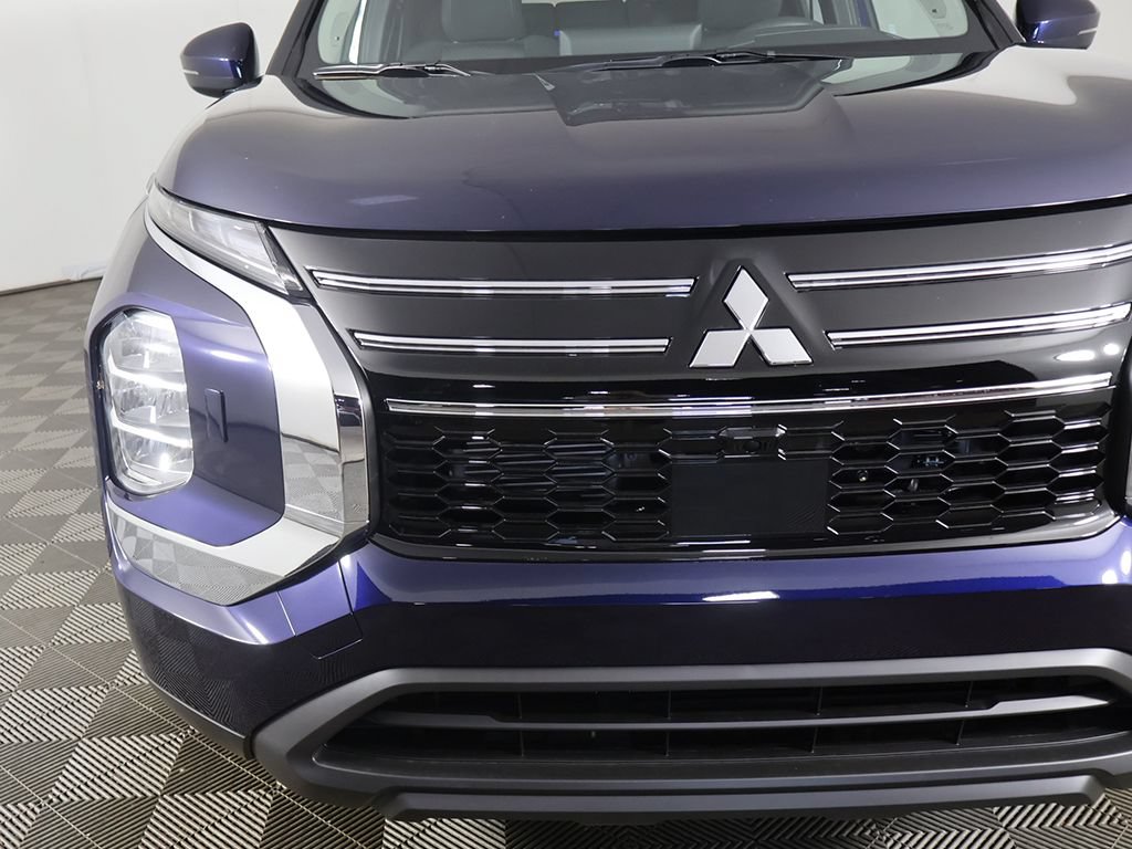 New 2026 Mitsubishi Outlander ES AWD/4WD image 13