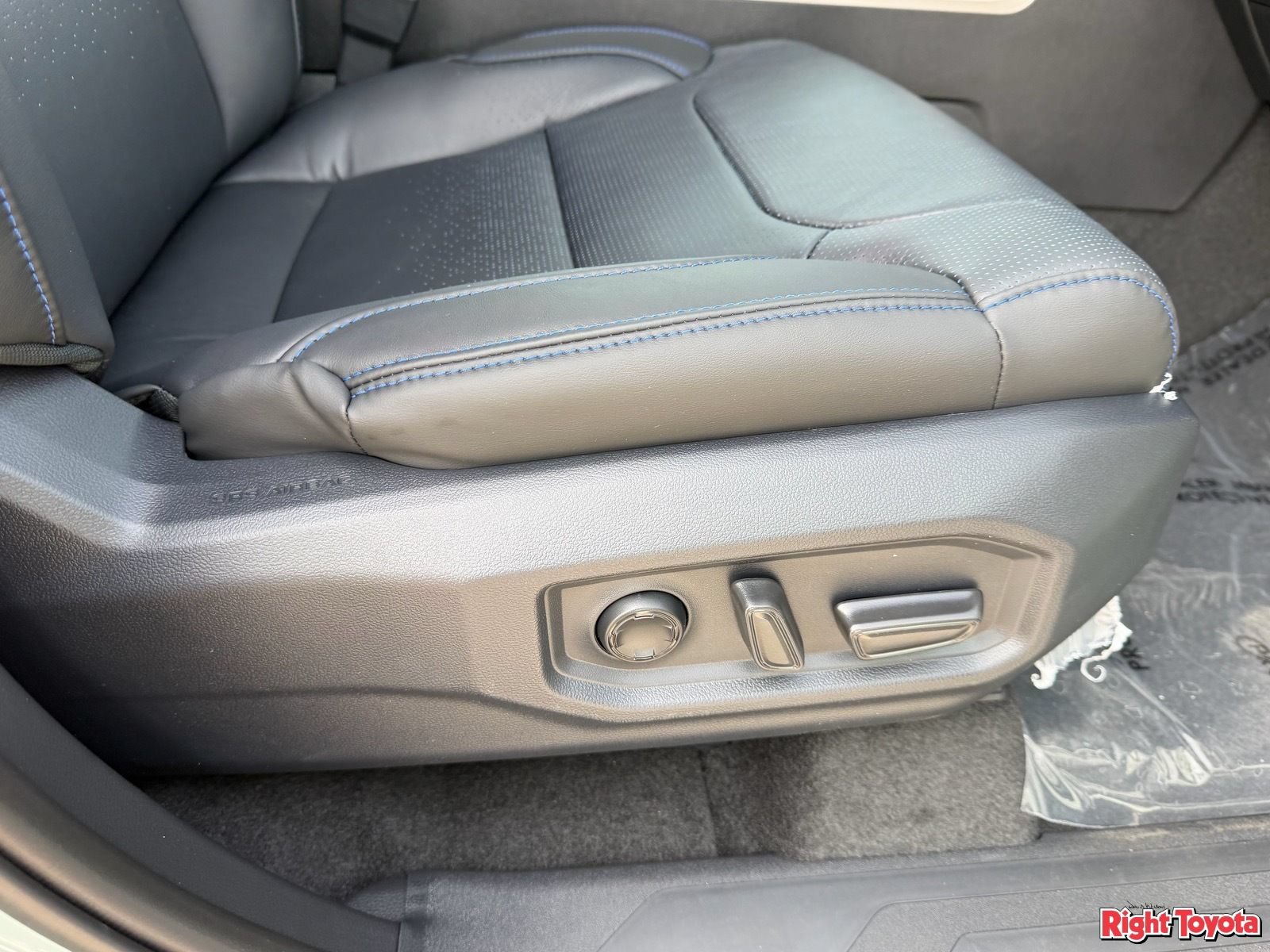 New 2026 Toyota Tundra Platinum AWD/4WD image 16