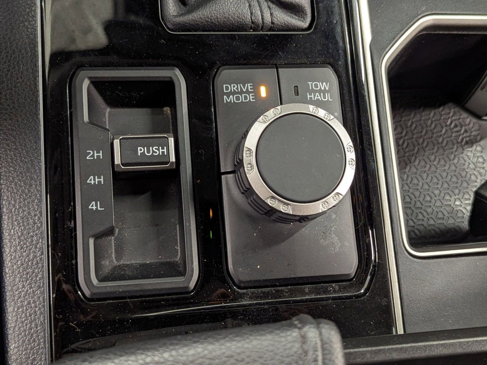 Used 2024 Toyota Tundra SR5 w/ SR5 Convenience Package image 23