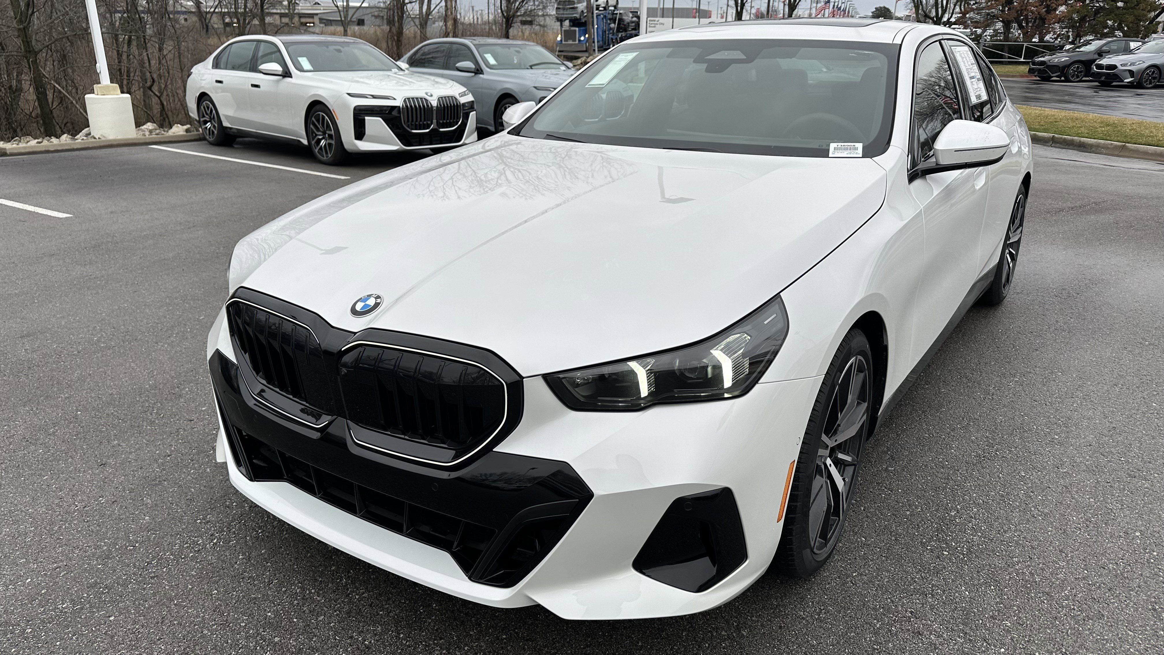 New 2026 BMW 540i xDrive w/ M Sport Package AWD/4WD image 5