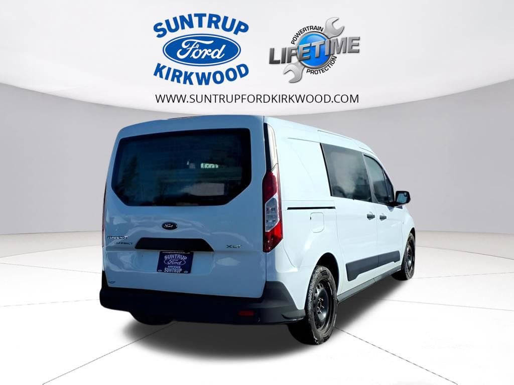 Used 2023 Ford Transit Connect XLT image 3